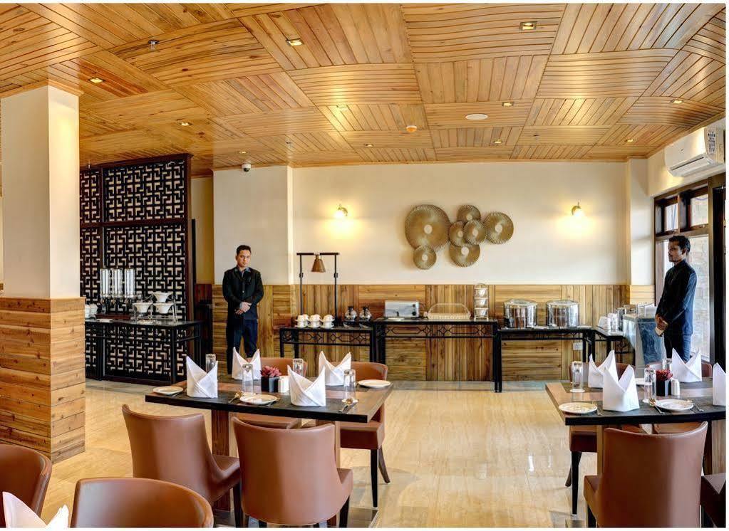 Sobralia Resort & Spa Namchi Bagian luar foto